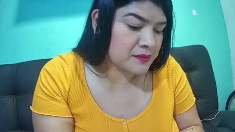 latincurvy1992 online show from November 2025 04:33:02 AM