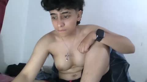 latinheatx22 online show from May 2026 10:40:02 PM