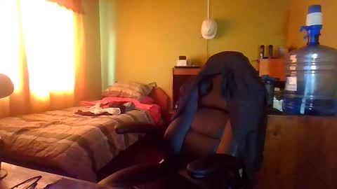 latinn_babe online show from December 2025 04:03:02 PM