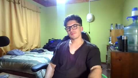 Snapshot of latinn_babe chatting on May 2026 04:30:01 AM latinn_babe online show from May 2026 04:30:01 AM
