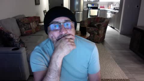 QS - INDEPENDENT MODEL online show from January 2025 08:52:01 AM