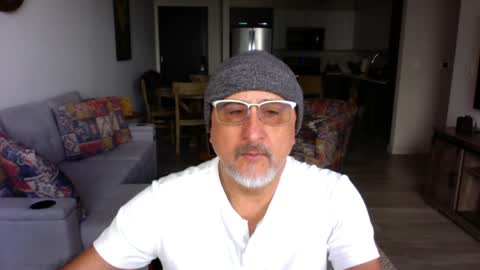 QS - INDEPENDENT MODEL online show from January 2025 05:34:01 PM