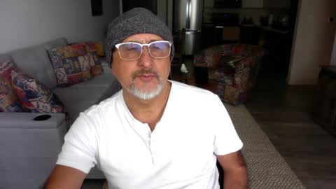 QS - INDEPENDENT MODEL online show from January 2025 09:18:01 PM