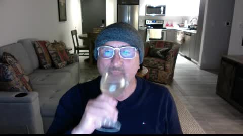 QS - INDEPENDENT MODEL online show from February 2025 06:17:02 AM