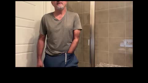 QS - INDEPENDENT MODEL online show from October 2025 05:08:01 PM