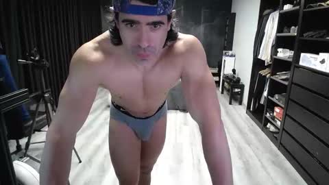 Snapshot of latino23bom chatting on March 2026 05:08:01 PM sam online show from March 2026 05:08:01 PM