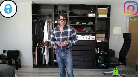 Snapshot of latino23bom chatting on April 2026 11:51:02 AM sam online show from April 2026 11:51:02 AM