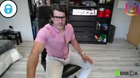 Snapshot of latino23bom chatting on April 2026 12:10:01 PM sam online show from April 2026 12:10:01 PM