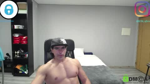 Snapshot of latino23bom chatting on April 2026 07:58:02 PM sam online show from April 2026 07:58:02 PM