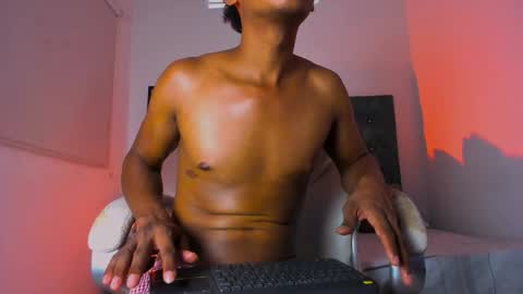 latinodark online show from February 2026 04:46:02 AM