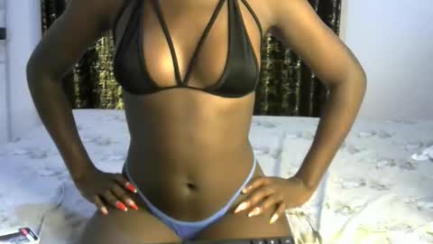 latoya_shines online show from February 2026 04:27:02 AM