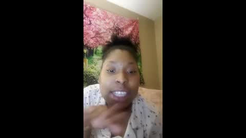 latravenmoten online show from March 2026 02:14:02 AM