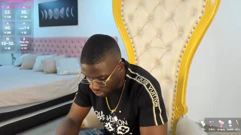 LEANDRO online show from January 2025 12:07:01 PM