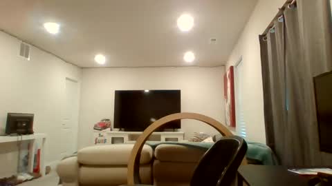 latvianhammer302 online show from September 2025 11:21:02 AM