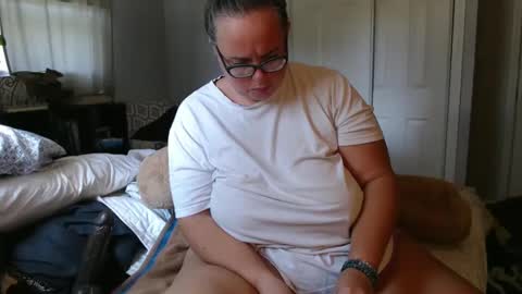 Snapshot of laulauma chatting on September 2025 04:51:02 PM LauLauMa online show from September 2025 04:51:02 PM