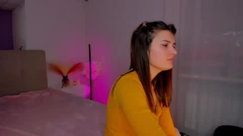 Laura online show from January 2025 10:23:02 AM