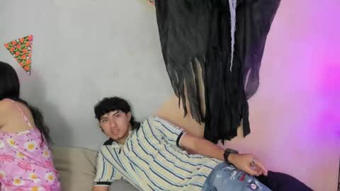 Snapshot of laura_and_kevin chatting on November 2025 01:44:01 PM laura_and_kevin online show from November 2025 01:44:01 PM