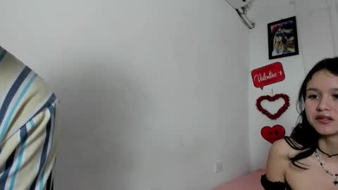 laura_and_kevin online show from February 2026 08:42:02 PM