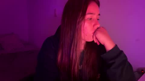 laura online show from March 2026 11:23:01 PM