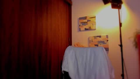 Laura Rose online show from March 2026 04:18:01 AM