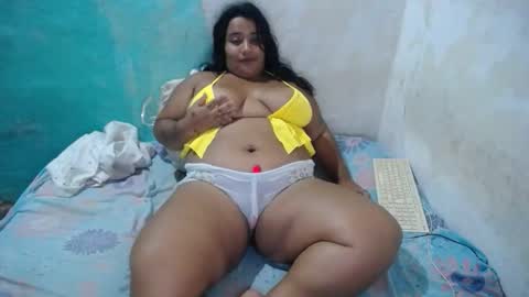 laura_sofia23 online show from May 2026 05:41:02 PM