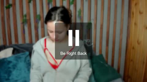 Snapshot of lauraellinss chatting on September 2025 01:16:01 AM Laura online show from September 2025 01:16:01 AM