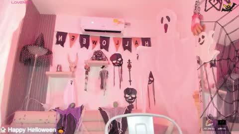 Lau online show from October 2025 12:26:02 PM