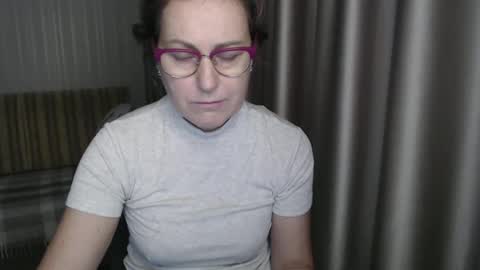 Lauraoven1 online show from January 2025 09:19:02 AM