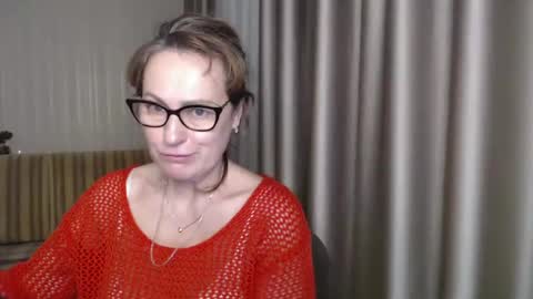 Lauraoven1 online show from February 2025 05:30:02 PM