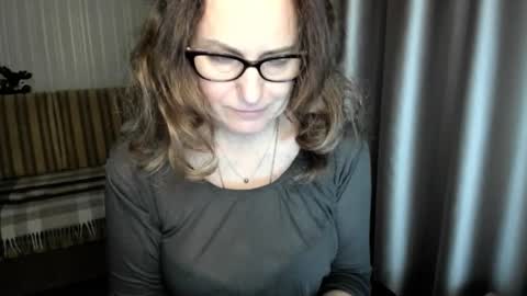 Lauraoven1 online show from December 2025 07:13:02 AM