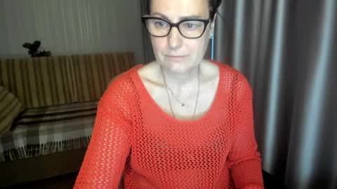 Lauraoven1 online show from December 2025 07:28:02 AM