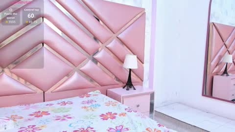 Snapshot of lauraroot chatting on February 2026 11:46:02 AM lauraroot online show from February 2026 11:46:02 AM