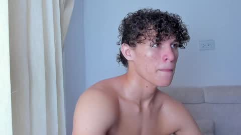 Snapshot of laureent__ chatting on January 2025 08:45:02 PM Laureent online show from January 2025 08:45:02 PM