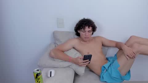 Snapshot of laureent__ chatting on March 2025 06:30:01 PM Laureent online show from March 2025 06:30:01 PM