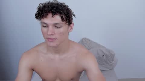 Snapshot of laureent__ chatting on March 2025 09:37:01 PM Laureent online show from March 2025 09:37:01 PM