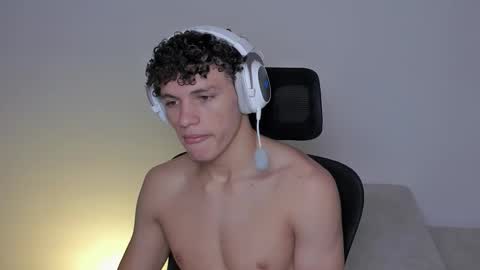 Snapshot of laureent__ chatting on September 2025 07:47:02 PM Laureent online show from September 2025 07:47:02 PM