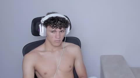 Snapshot of laureent__ chatting on September 2025 07:17:01 PM Laureent online show from September 2025 07:17:01 PM