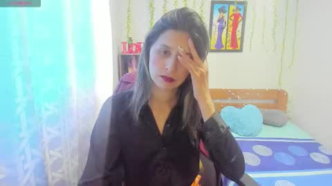 Lauren Independent model online show from November 2025 03:34:02 PM