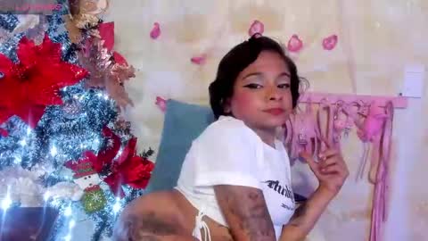 Lauren online show from December 2024 04:39:01 AM