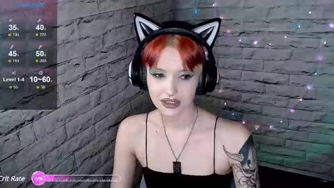 Snapshot of lauren_raquel chatting on February 2025 06:37:02 PM Eva online show from February 2025 06:37:02 PM