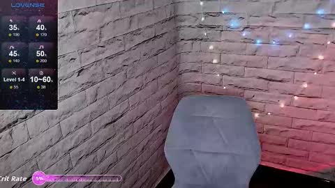 Snapshot of lauren_raquel chatting on September 2025 03:04:01 PM Eva online show from September 2025 03:04:01 PM