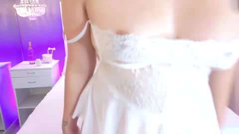 Lauren  online show from March 2026 05:46:01 AM