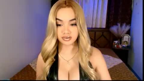 Snapshot of laurenfuckingwill chatting on June 2026 09:38:01 PM sexy lauren online show from June 2026 09:38:01 PM