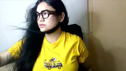 Snapshot of laurengirls1 chatting on June 2026 10:21:02 PM onlyfan laureng7 - 7 laureng2 online show from June 2026 10:21:02 PM