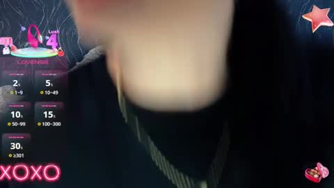 Snapshot of laurenjenssen chatting on February 2025 08:25:02 AM Laura online show from February 2025 08:25:02 AM