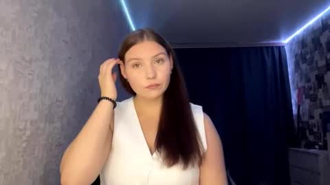 Hannah online show from October 2025 04:25:02 PM