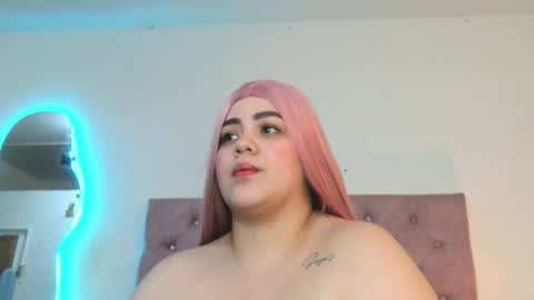 Snapshot of laurenlaine99 chatting on July 2026 09:10:01 PM laurenlaine online show from July 2026 09:10:01 PM