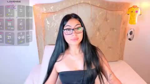 Snapshot of laurenn_smitth chatting on July 2026 12:51:01 PM laurenn_smitth online show from July 2026 12:51:01 PM
