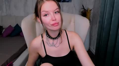 Snapshot of laurennhill chatting on October 2025 12:30:02 AM laurennhill online show from October 2025 12:30:02 AM
