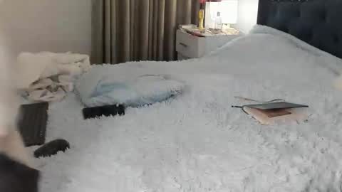 daniela angel     online show from January 2026 05:32:01 AM